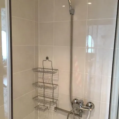 Niine 34a Apartment *